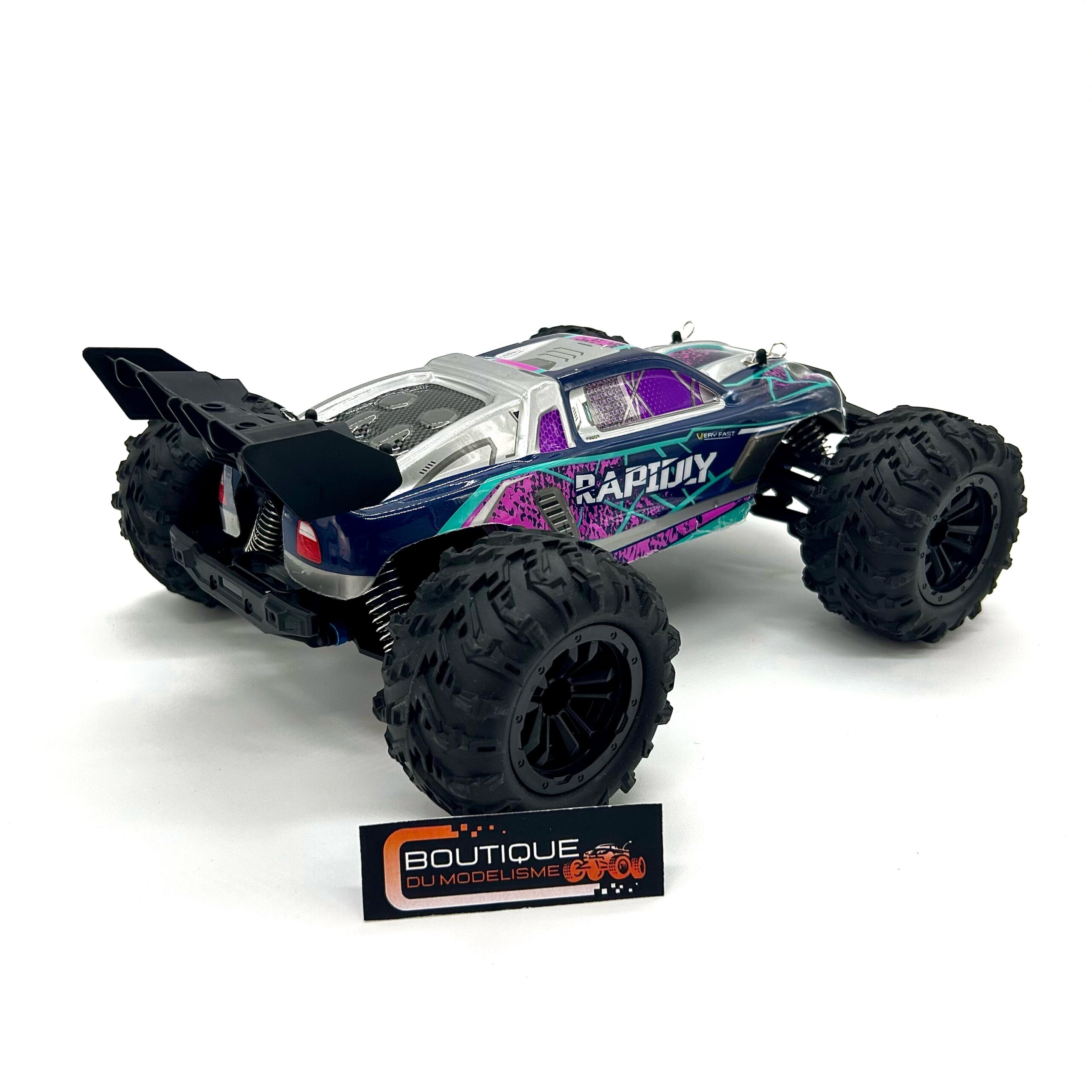 Pro RS en bord de plan d’eau.